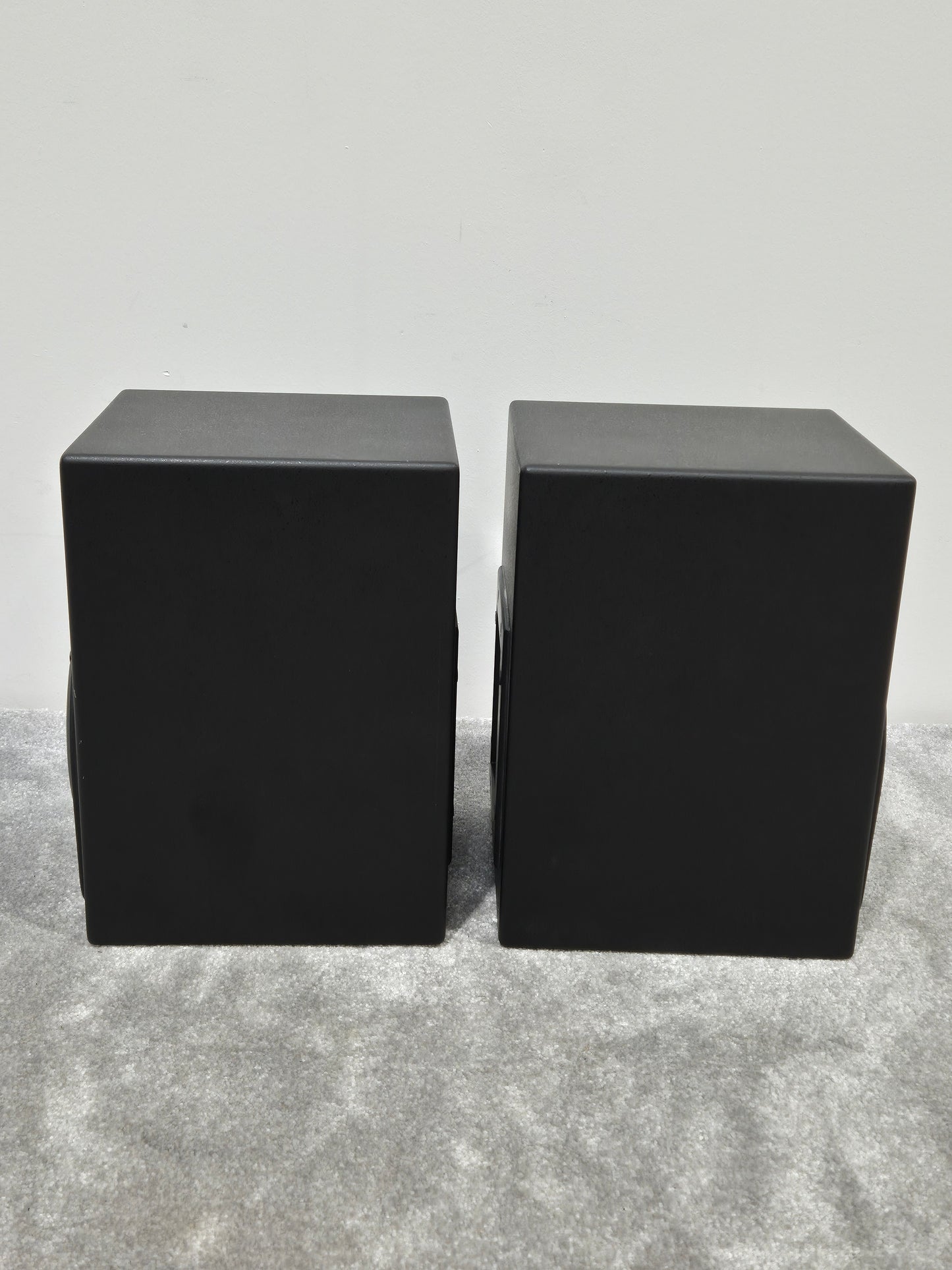 HHB Circle 3 - Passive Speaker Monitors (Pair)
