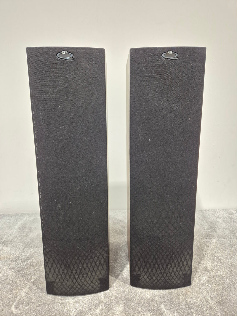 KEF Q35 - Two-Way Coaxial Speaker System - Image 1