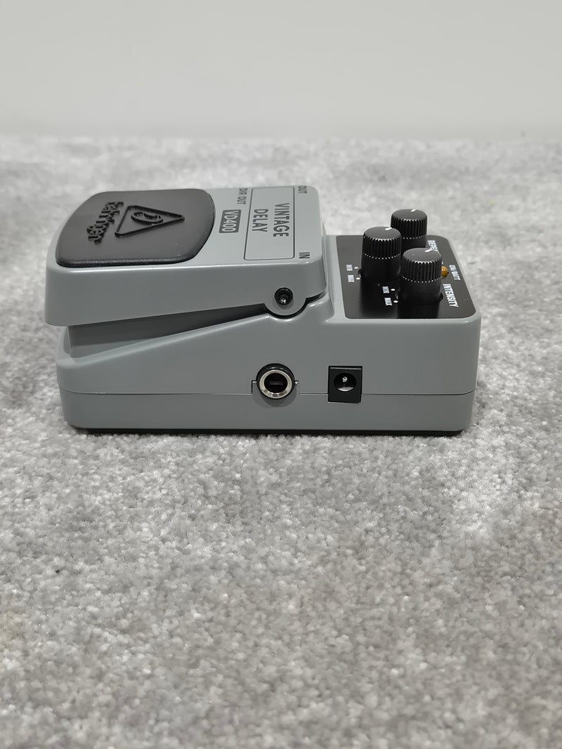 Behringer VD400 Vintage Delay - Delay Pedal w/ Original Box - Image 3