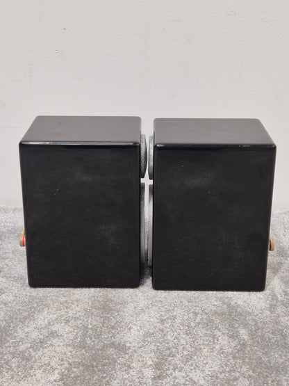 Pair of Monitor Audio Radius 90 Bookshelf Speakers – Good Condition – Fully Tested