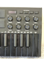 Akai MPK Mini - Compact MIDI Keyboard Controller - Image 2