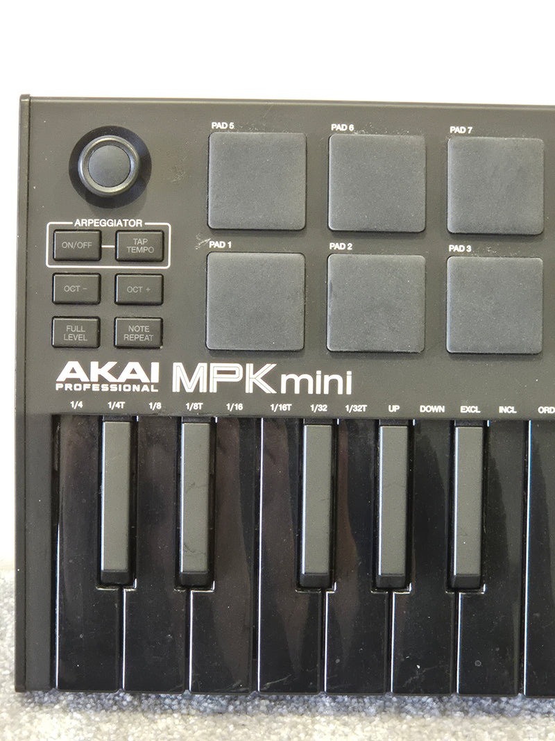 Akai MPK Mini - Compact MIDI Keyboard Controller - Image 3