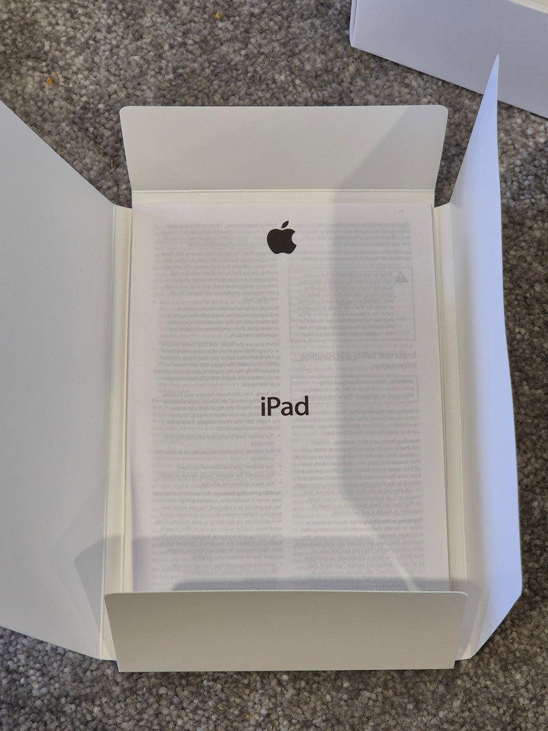 Apple iPad 2nd Gen - 9.7-inch 32GB w/ Original Box - Image 3