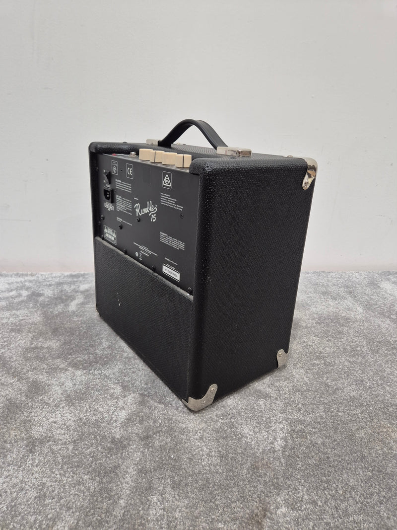 Fender Rumble 15 Bass Combo Amplifier - Image 5