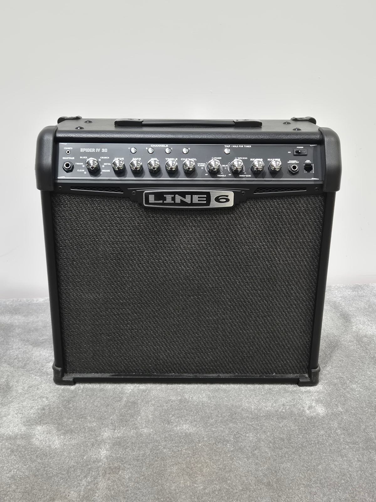 Line 6 Spider IV 30 - Combo Guitar Amplifier w/ Footswitch