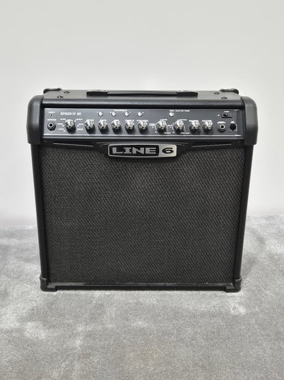 Line 6 Spider IV 30 - Combo Guitar Amplifier w/ Footswitch