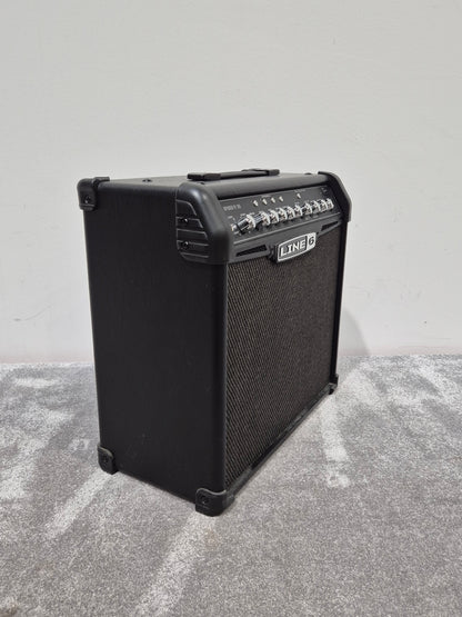 Line 6 Spider IV 30 - Combo Guitar Amplifier w/ Footswitch