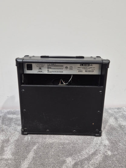 Line 6 Spider IV 30 - Combo Guitar Amplifier w/ Footswitch
