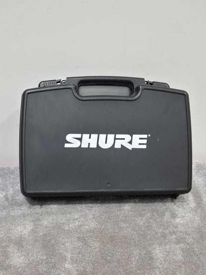 Shure T4N/SM58 -  Wireless Microphone System w/ Case - Excellent