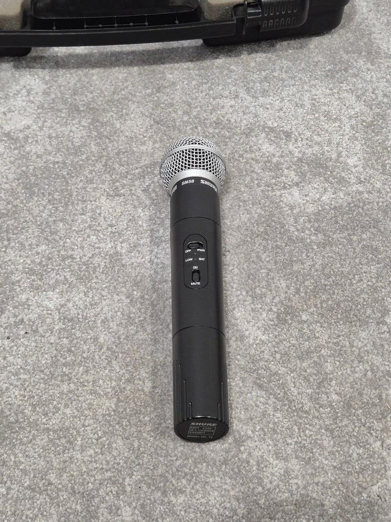 Shure T4N/SM58 -  Wireless Microphone System w/ Case - Excellent - Image 5