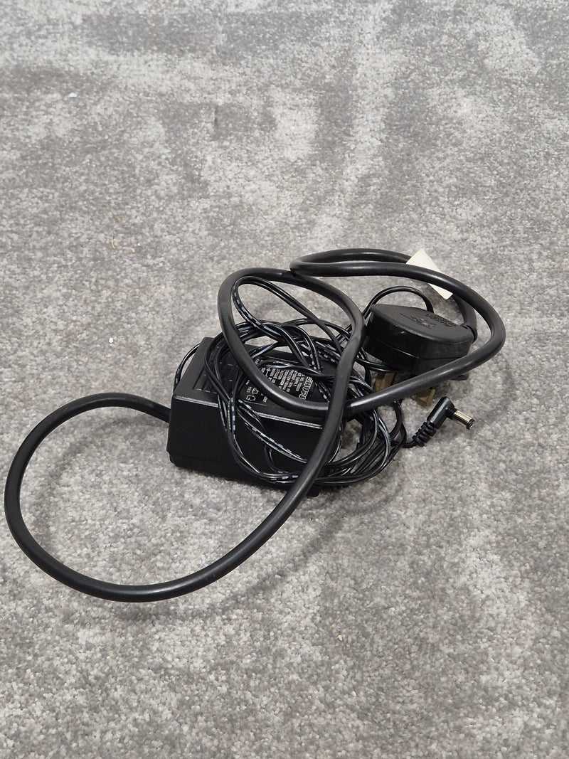 Shure T4N/SM58 -  Wireless Microphone System w/ Case - Excellent - Image 7