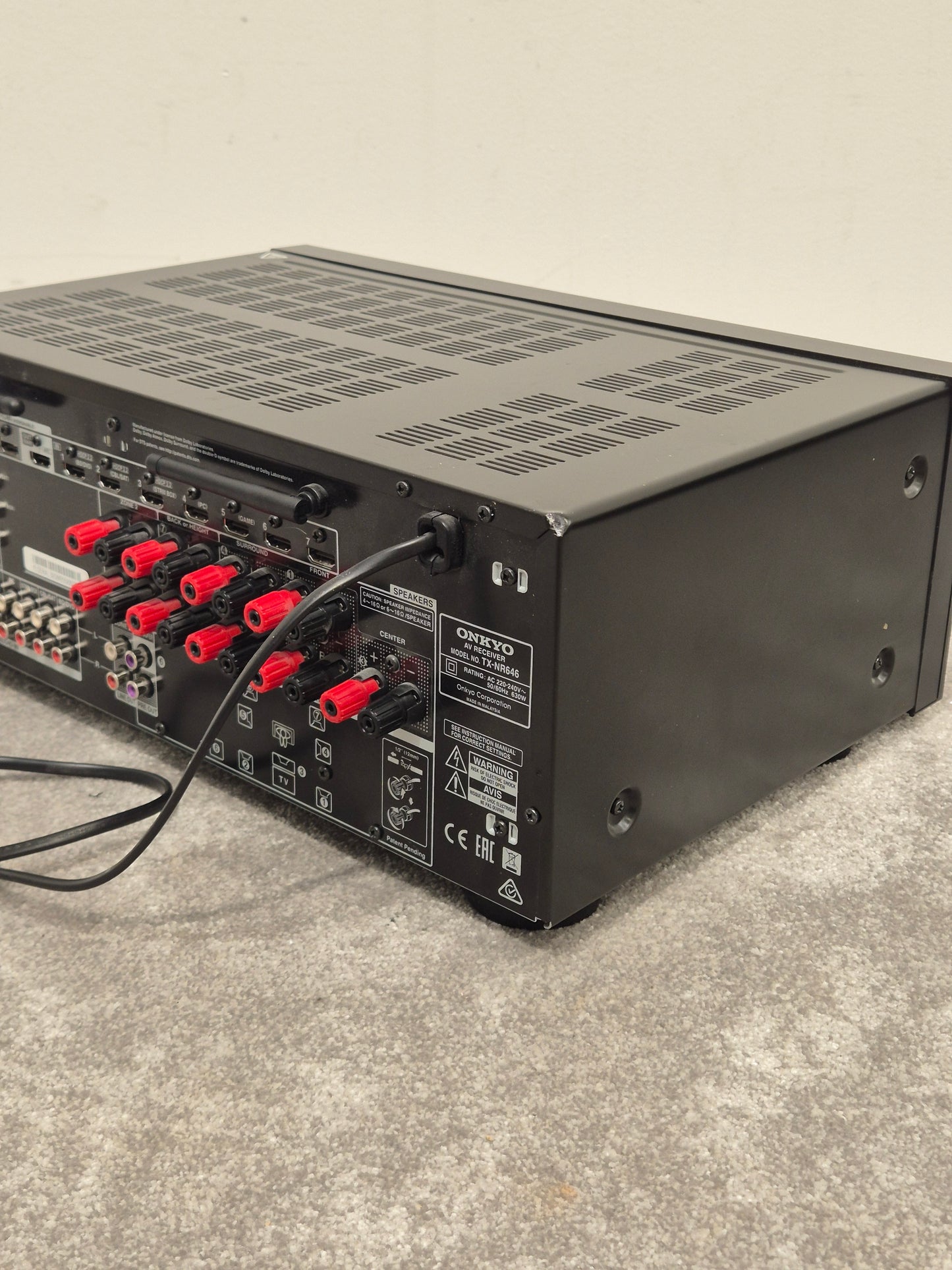 Onkyo TX-NR646 - 7.2-Channel AV Receiver - Very Good