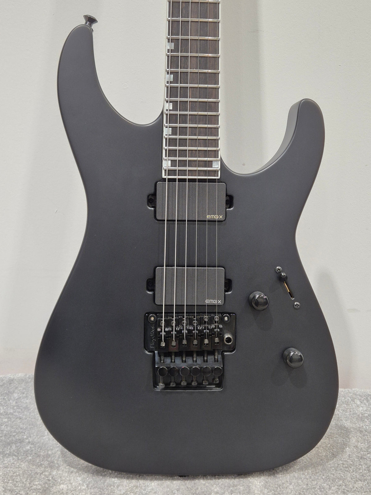 ESP M-II USA - Electric Guitar w/ ESP Hard Case - Excellent