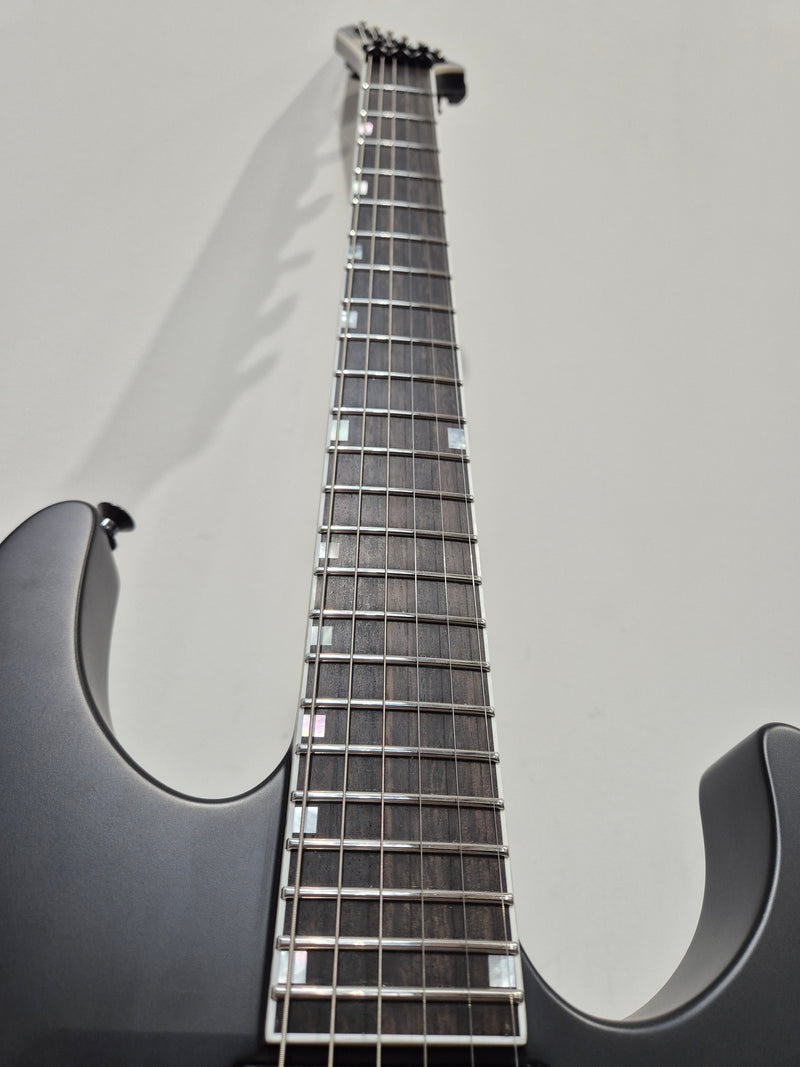 ESP M-II USA - Electric Guitar w/ ESP Hard Case - Excellent - Image 7