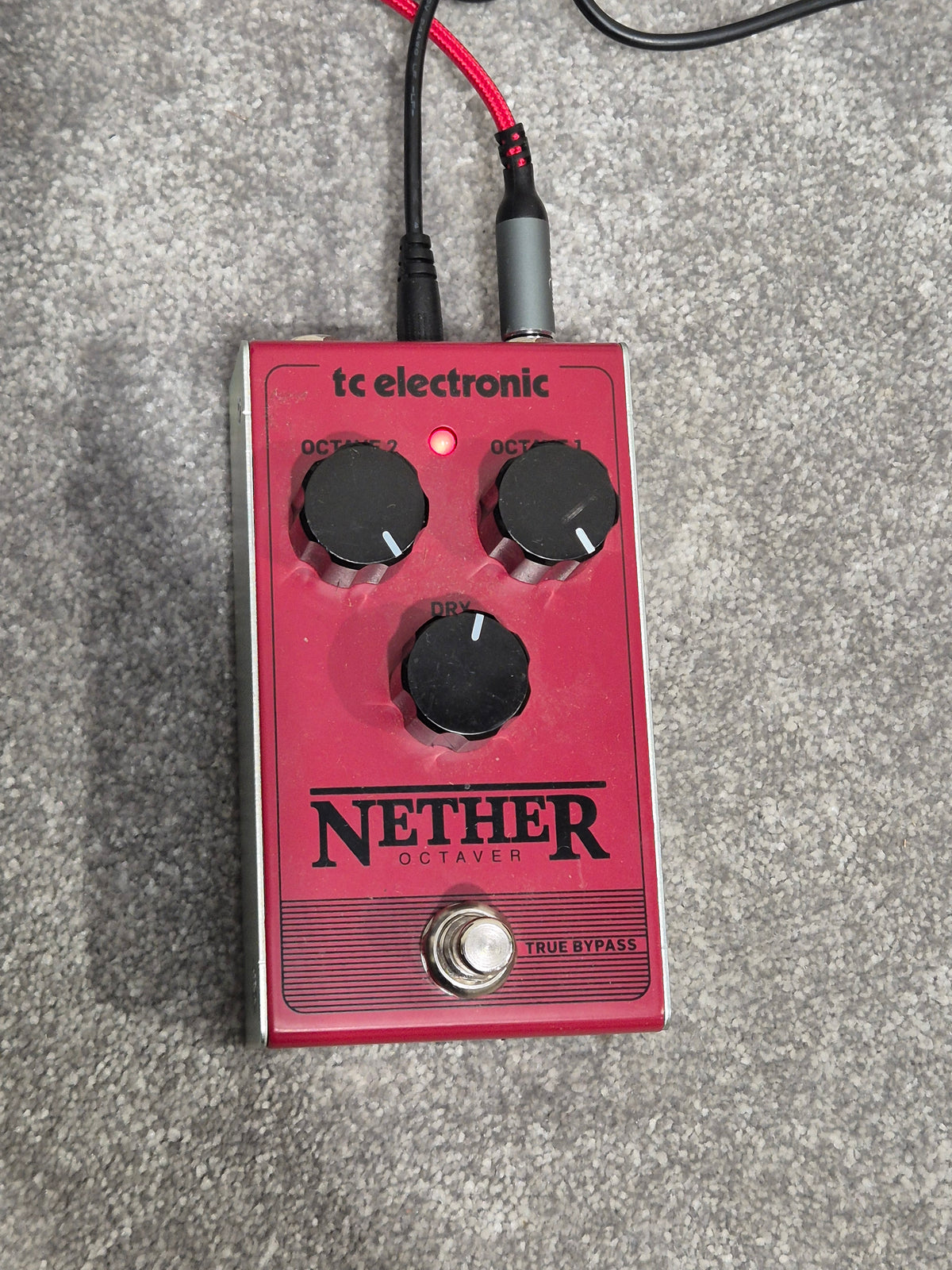 TC Electronic Nether Octaver - All-Analog Bypass Pedal w/ Original Box - Excellent