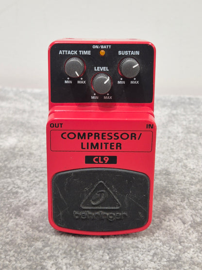 Behringer CL9 Compressor/Limiter - Guitar and Bass Effect Pedal - Excellent