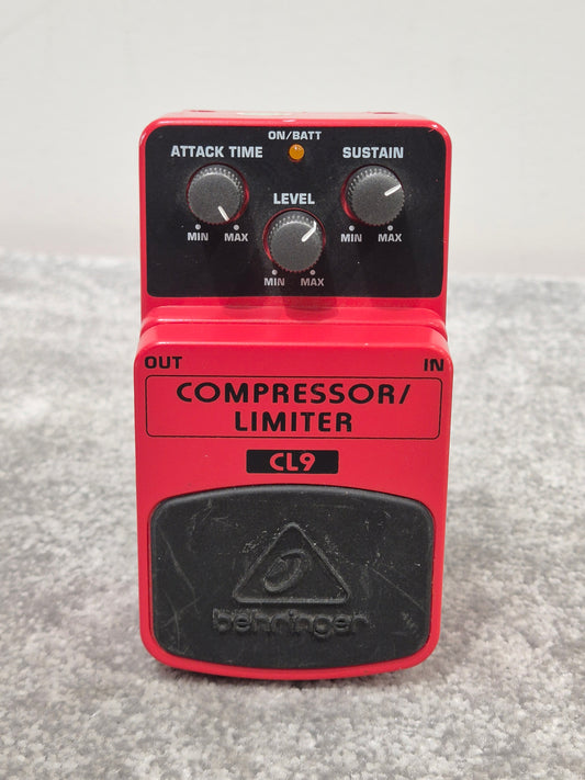 Behringer CL9 Compressor/Limiter - Guitar and Bass Effect Pedal - Excellent