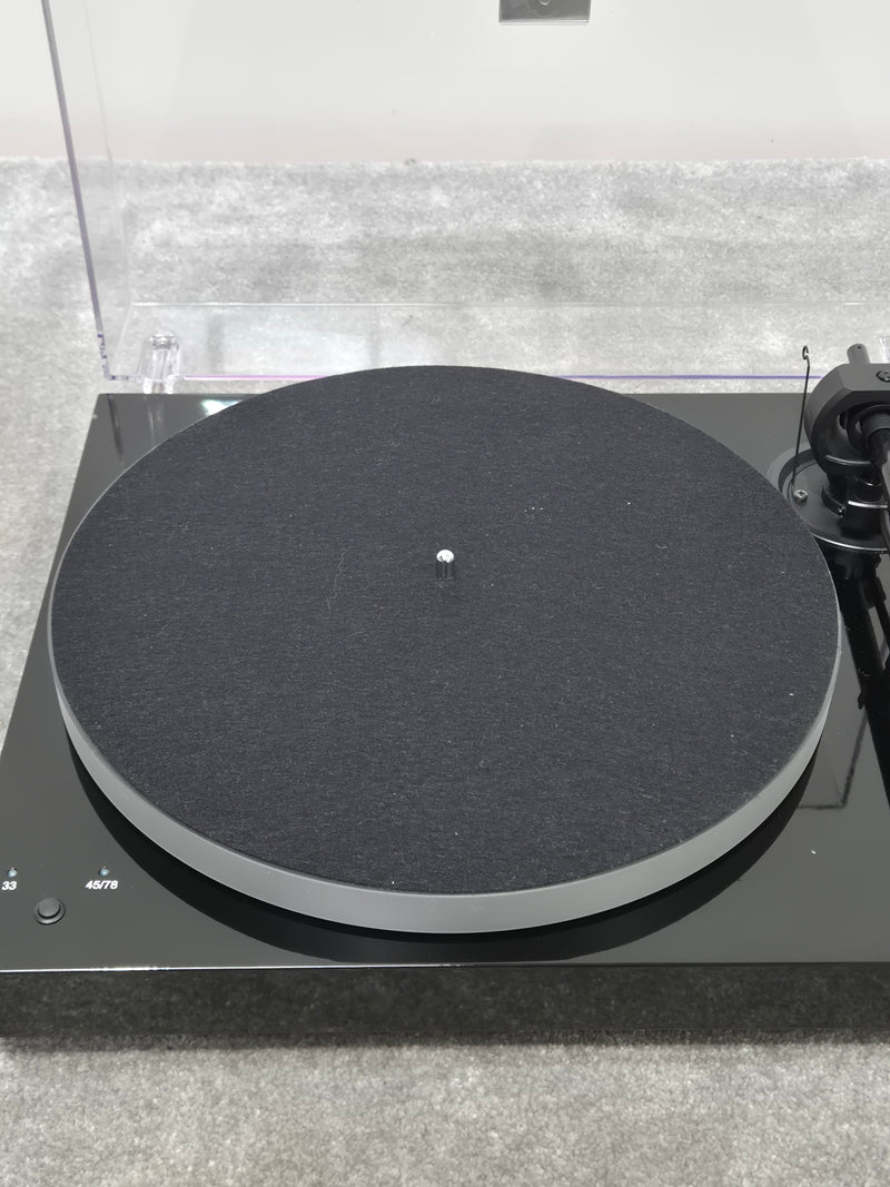 PRO-JECT X1 Belt Drive Turntable - Audiophile Quality - Excellent w/ Original Box & Power Supply - Image 3