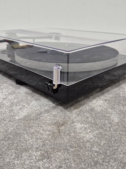 Pro-Ject X1 Turntable - Belt-Drive Turntable w/ Original Box - Excellent