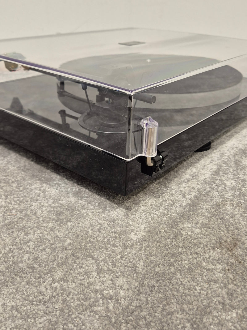 PRO-JECT X1 Belt Drive Turntable - Audiophile Quality - Excellent w/ Original Box & Power Supply - Image 8