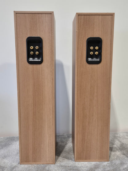 Bowers and Wilkins DM 602.5 - Floor Stand Stereo Passive Speakers (Read Description)