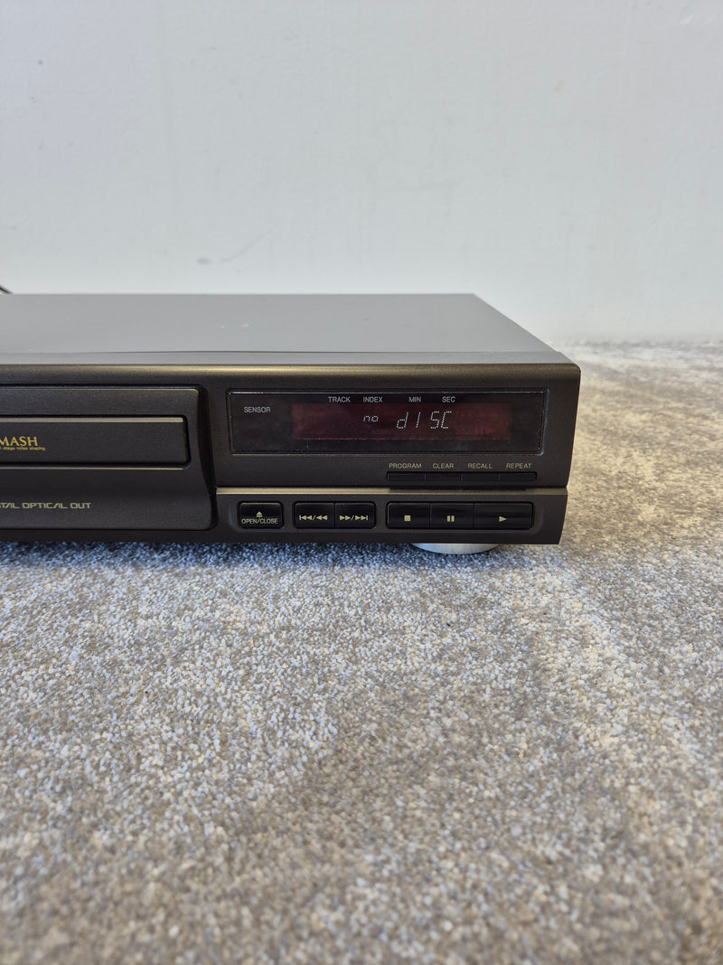Technics SL-PG490 - Stereo Hi-Fi CD Player - Black - Image 2