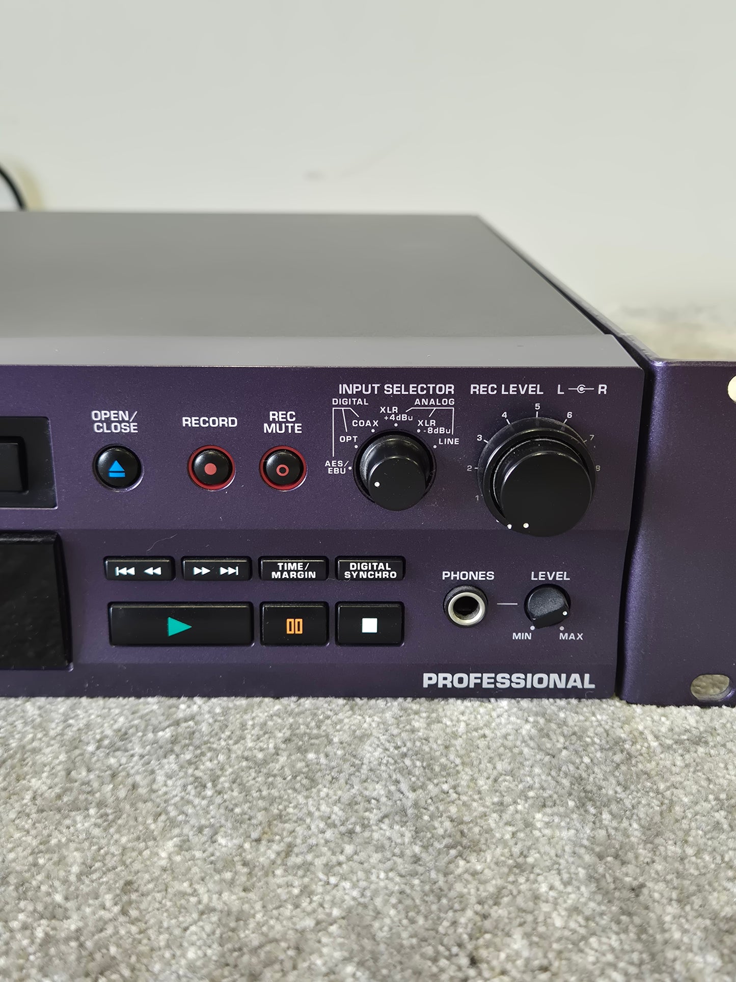 HHB CDR-850 - Professional Compact Disc Recorder and Player (Spares or Repairs)