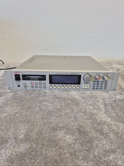 Akai S3000XL - Digital Sample-Based Subtractive Sampler