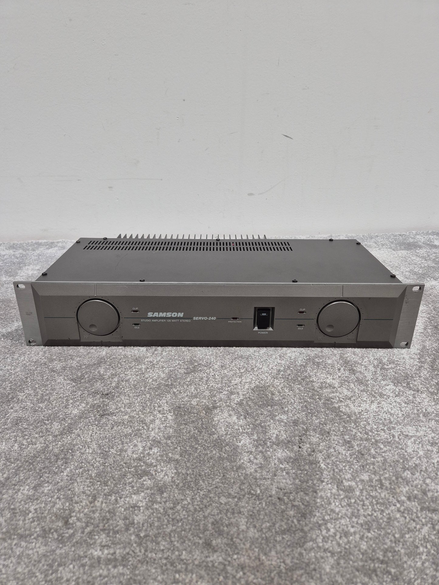 Samson Servo 240 - Stereo Power Amplifier (Read Description)