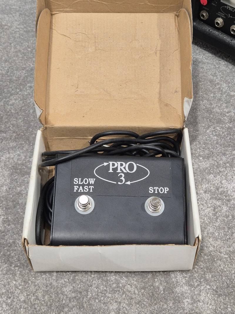 Motion Sound Pro-3 - Portable Leslie Simulator w/ Pro 3 Footswitch and Step Down Converter (US) - Image 9