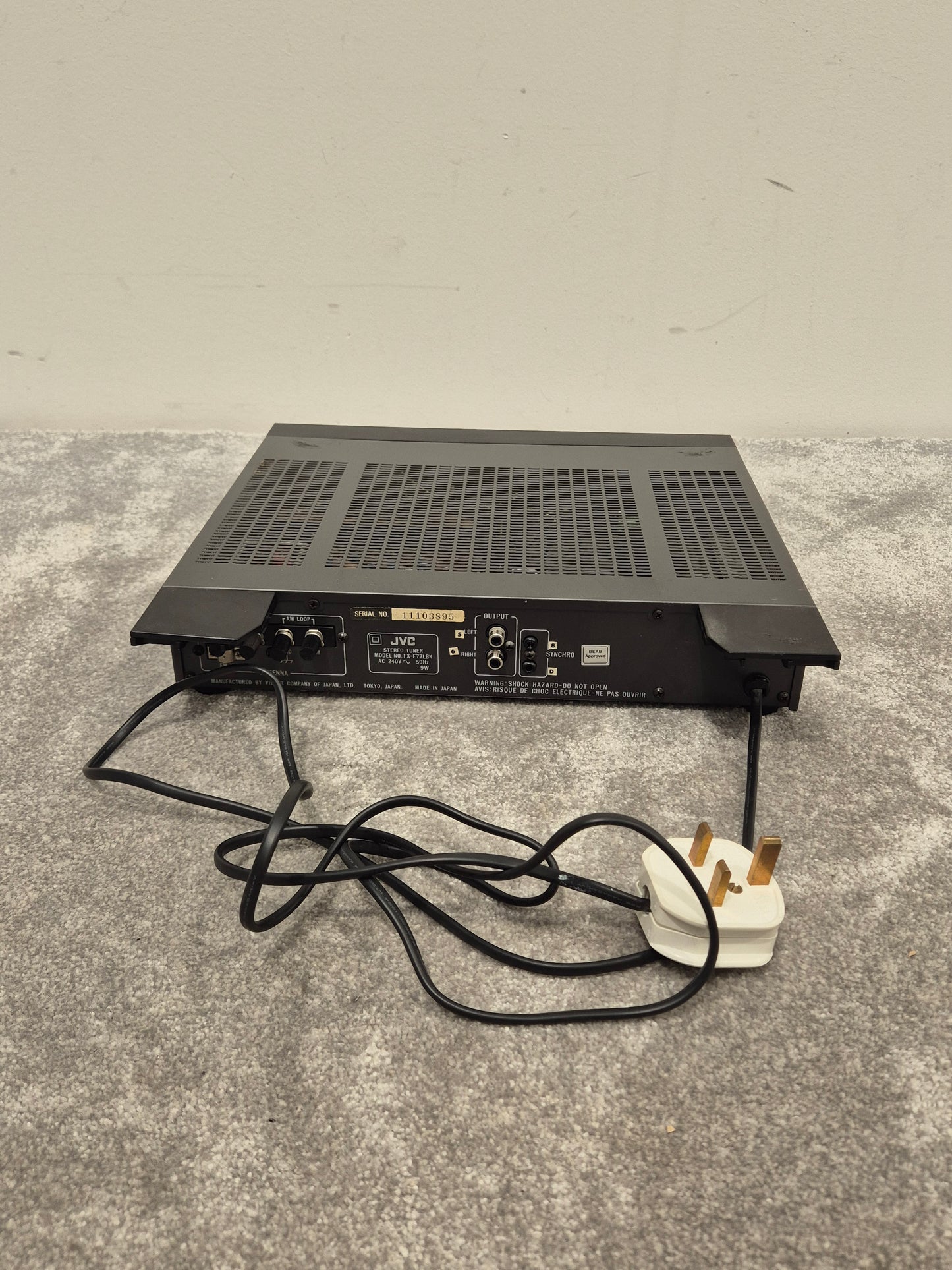 JVC FX-E77L - Computer-Controlled Tuner - Very Good