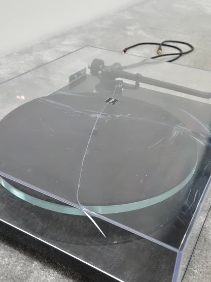 Rega Planar 3 - Lightweight Turntable (Spares or Repairs)