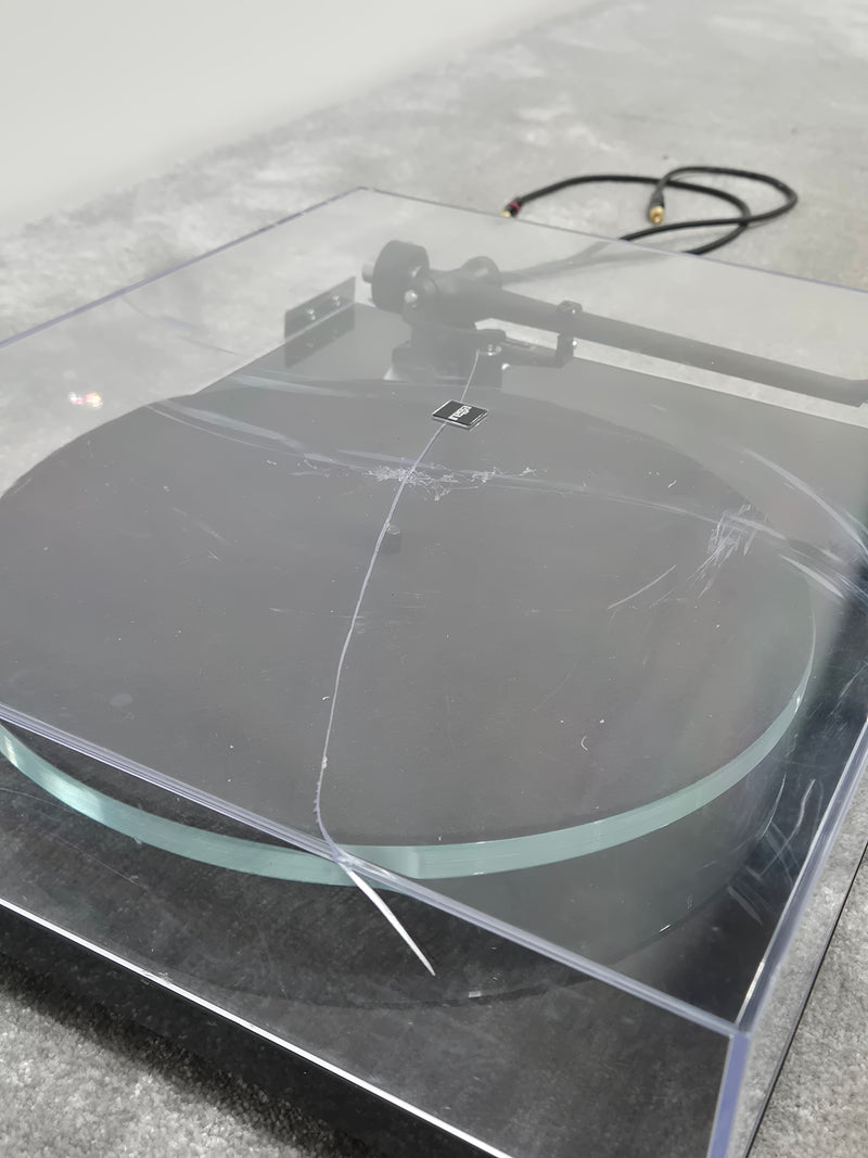 Rega Planar 3 - Lightweight Turntable (Spares or Repairs) - Image 5