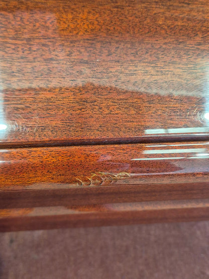 Samick SU-105 - Console Upright Piano w/ Stool - Excellent