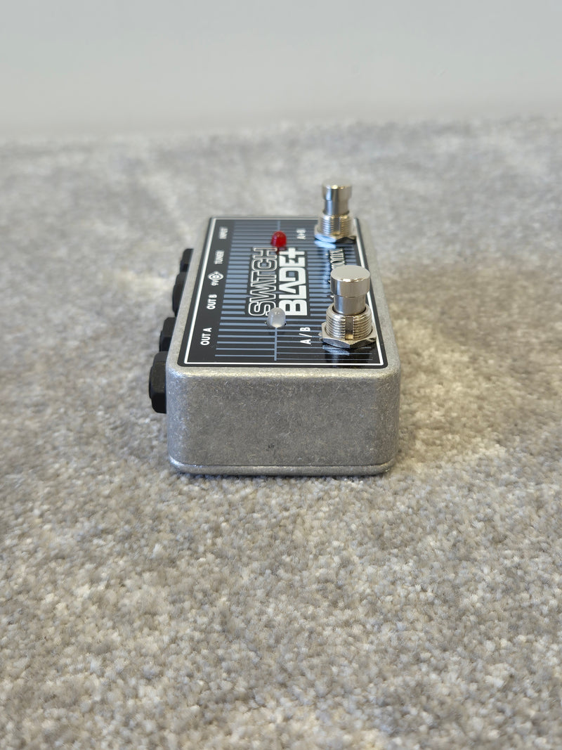 Electro Harmonix Switchblade Plus -  Switching Pedal  w/ Original Box - Image 3