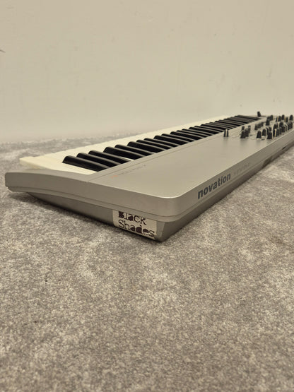 Novation X-Station 61 - Virtual Analog Synthesizer w/ Soft Bag
