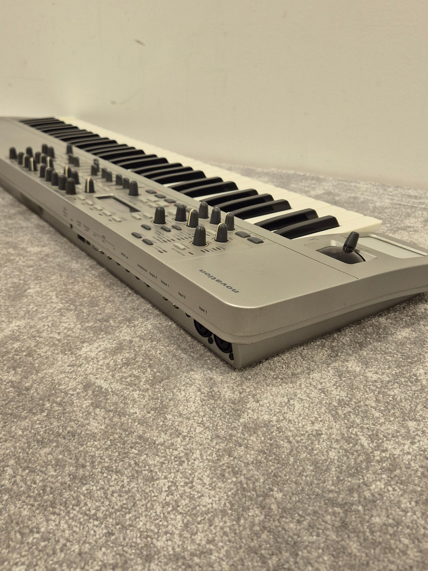 Novation X-Station 61 - Virtual Analog Synthesizer w/ Soft Bag