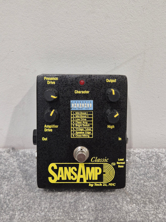 SansAmp Classic by Tech 21 - Guitar and Bass Preamp Pedal - Good