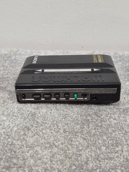 Sony WM-EX49 - Vintage Portable Cassette Player (Spares or Repairs)