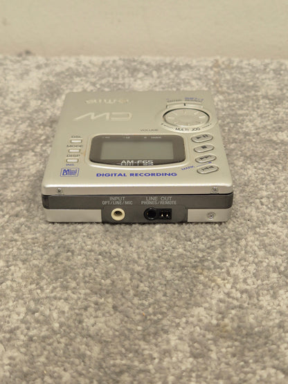 Aiwa AM-F65 - Portable MiniDisc Recorder (Read Description)