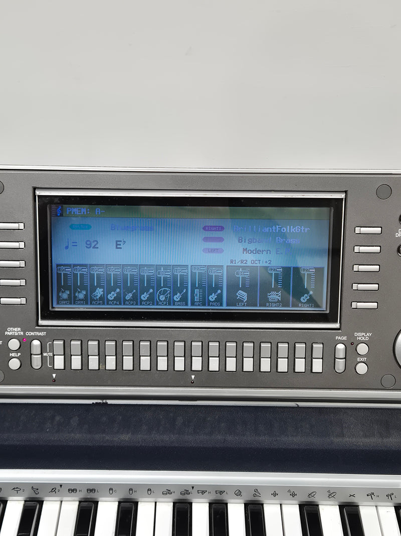 Technics KN7000 - Digital Keyboard Workstation - Fair - Image 2