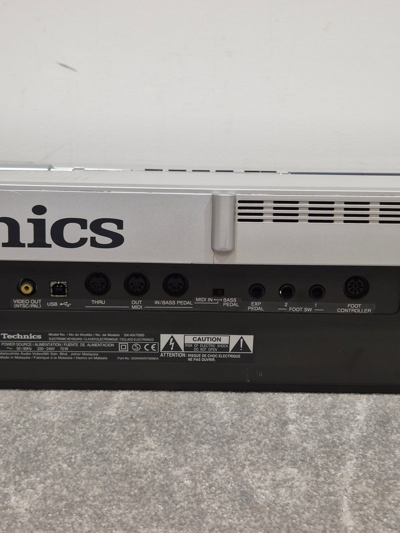 Technics KN7000 - Digital Keyboard Workstation - Fair - Image 17