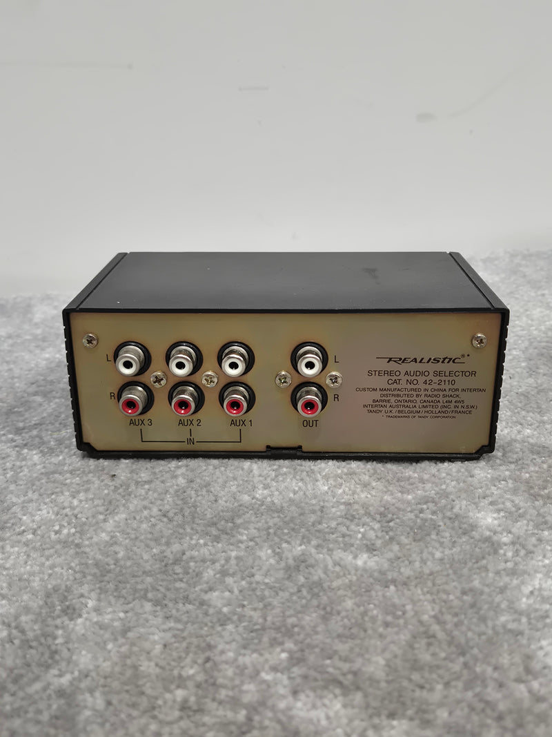 Realistic Stereo Audio Selector - Digital-to-Analog Converter - Excellent - Image 3