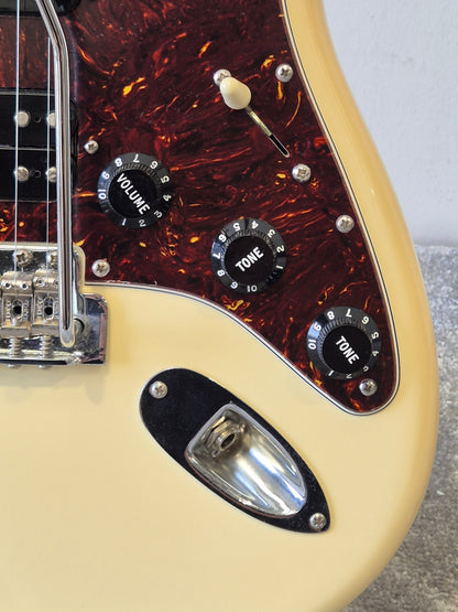 Fender American Special Stratocaster 2017 Electric guitar - Olympic White w/ Hard Case - Excellent