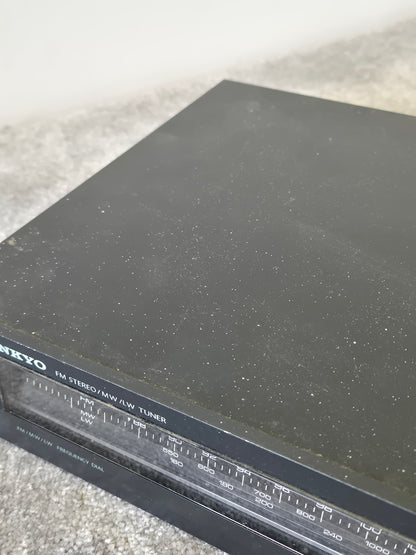Onkyo T-22L- Vintage FM/MW/LW Stereo Tuner (Read Description)