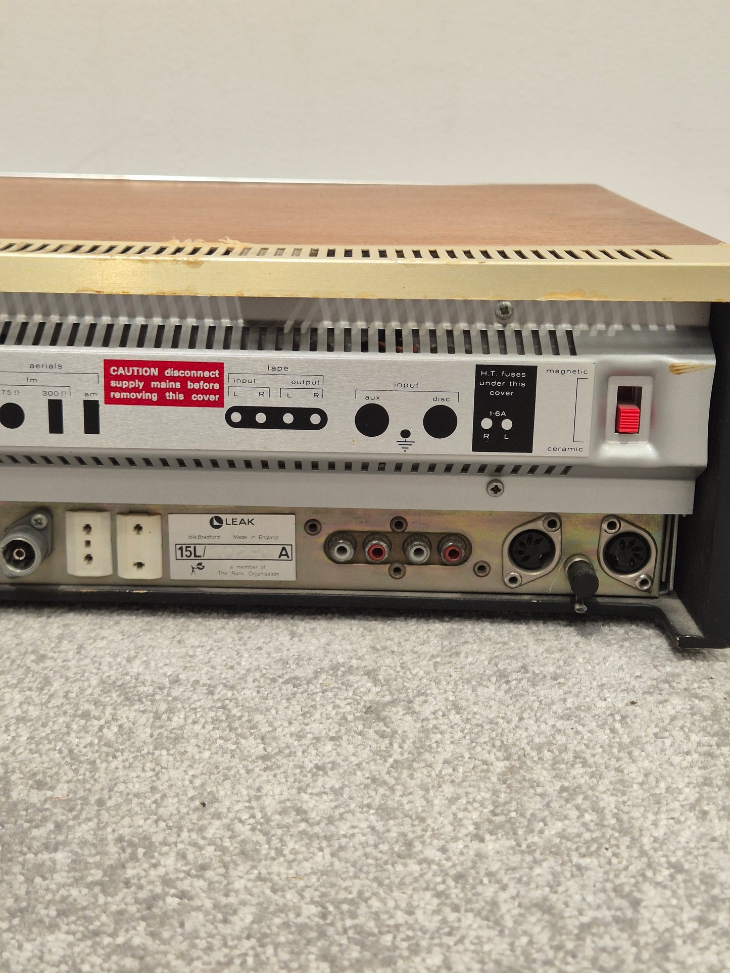 Leak Delta 75 Receiver - Vintage Stereo Receiver (Spares or Repairs)