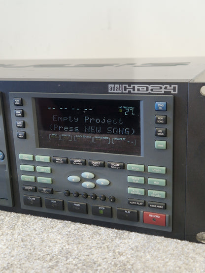 Alesis ADAT HD24 24-Track Hard Disk Recorder – Very Good Condition, High-Resolution Audio, Dual Drive Bays