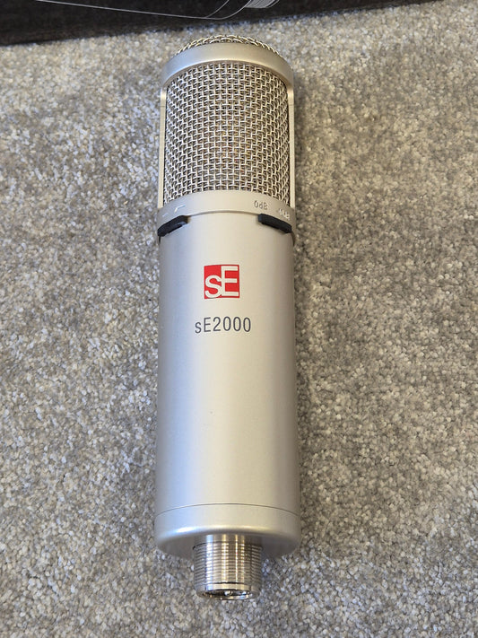 sE Electronics sE2000 - Condenser Microphone w/ Original Box - Excellent Condition