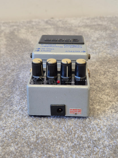 BOSS DSD-3 Digital Sampler/Delay Pedal – Guitar Effects Pedal – Good Condition
