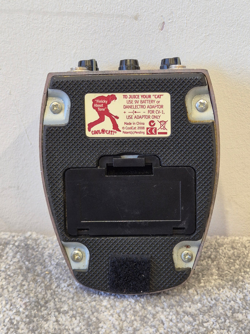 Danelectro Cool Cat Tremolo Pedal – Vintage-Style Modulation Guitar Pedal – Good Condition - Image 5